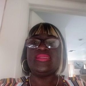 Meet your Posher, Rosa